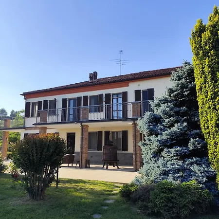 La Crota فندق مبيت وإفطار آستي