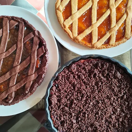 לינה וארוחת בוקר La Crota 4*