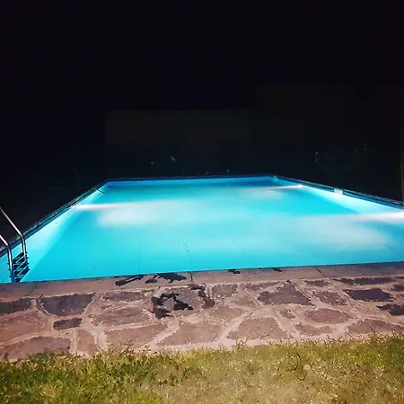 לינה וארוחת בוקר La Crota אסטי