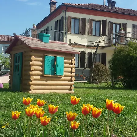 לינה וארוחת בוקר La Crota אסטי